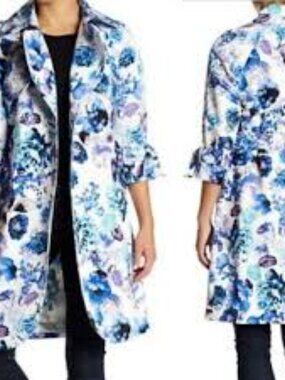 Eliza J NWT Floral Trench Coat Size XLARGE  Details cropped raglan sleeves with